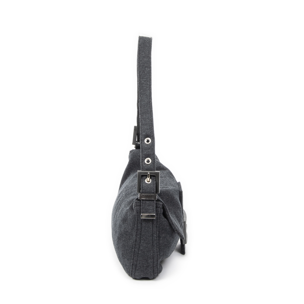 Fendi Baguette - Picture 4 of 10